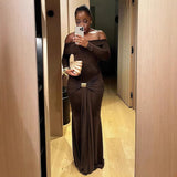 New And Sexy Fashion In The Autumn And Winter Of 2025, The Character Of The Shoulder-Folded Folded Metal Decorative Long Dress